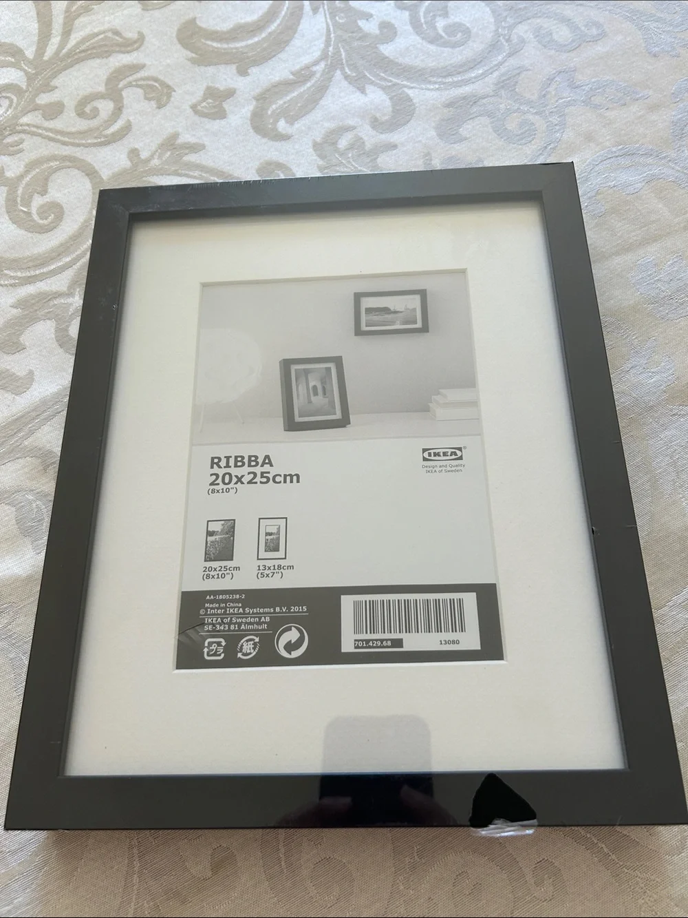 IKEA RIBBA Black Photo Frame with White Mat